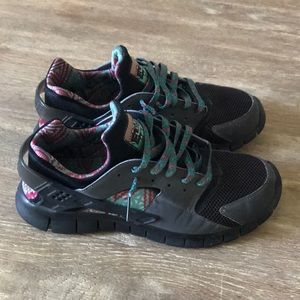 Nike haurache (Black History Month)